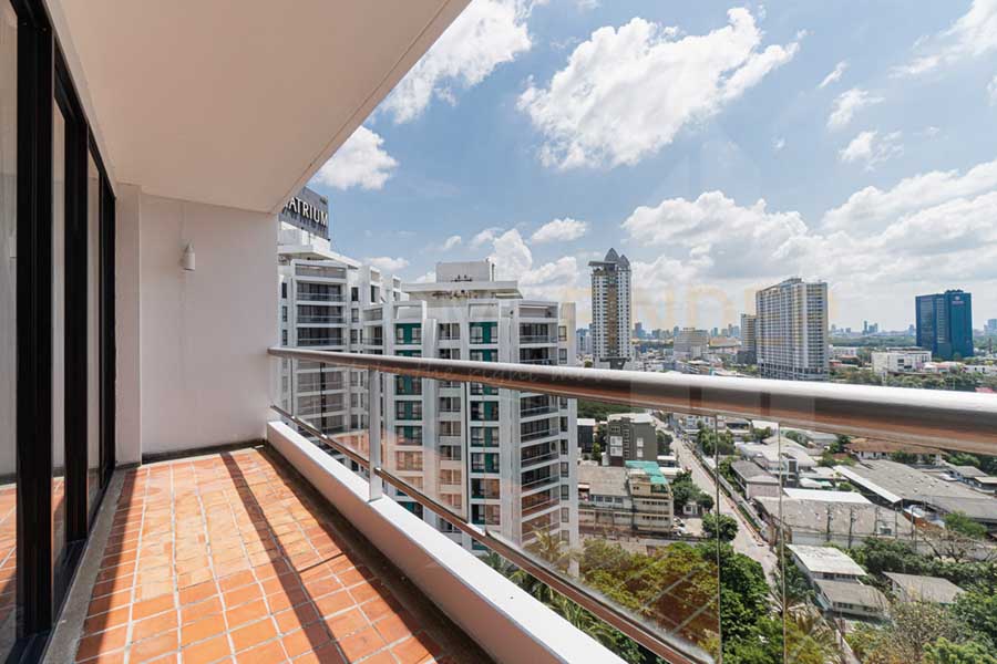 lan can kính cường lực